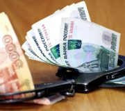 присвоил деньги, выделенные в качестве гранта