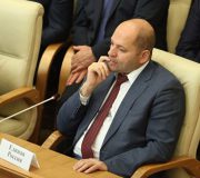 Депутат Илья Гаффнер