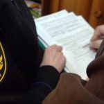 Оренбурженец хочет взыскать с приставов 100 триллионов рублей