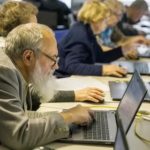 Обучающимся после 50 лет выплатят стипендию