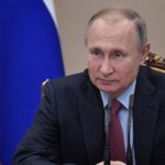 Президент России Владимир Путин подписал закон