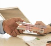 Банки продолжат отказывать гражданам в кредитах