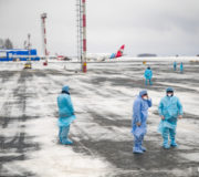 Из-за коронавируса туроператоры возвращают клиентам деньги за туры, однако не получают аналогичный возврат от авиакомпаний