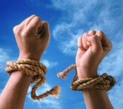 списать долги по кредитам