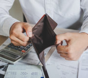 истекает мораторий на банкротства и взыскания