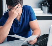 Россиянам разрешат списывать до 1 млн рублей долгов: как изменятся условия внесудебного банкротства