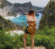 Тысячи туристов застряли на Вануату из-за банкротства авиакомпании